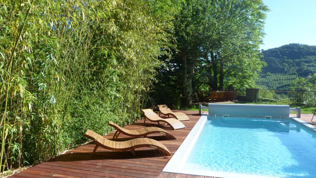 Maison De Famille Et D'Ami-E-S Valady Bagian luar foto