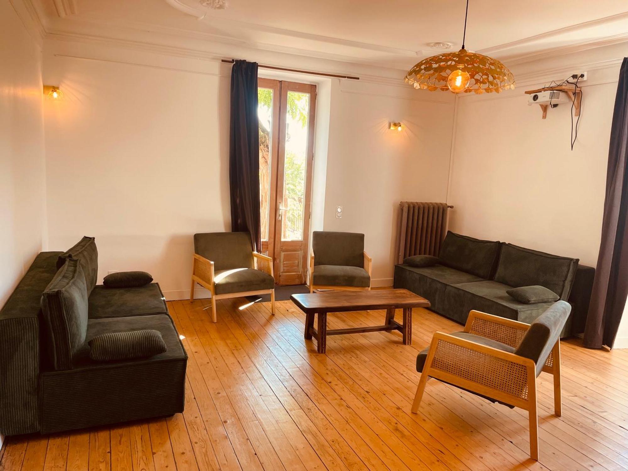 Maison De Famille Et D'Ami-E-S Valady Bagian luar foto